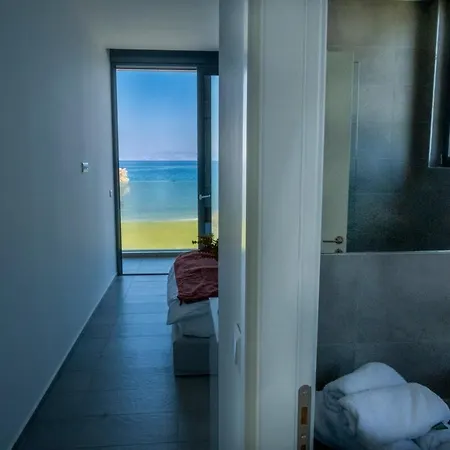 Ramann, Rhodes Villa