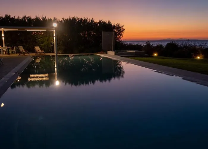 فيلة Ramann, Rhodes *