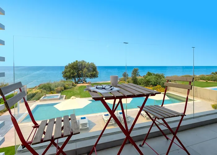 فيلة Ramann, Rhodes *