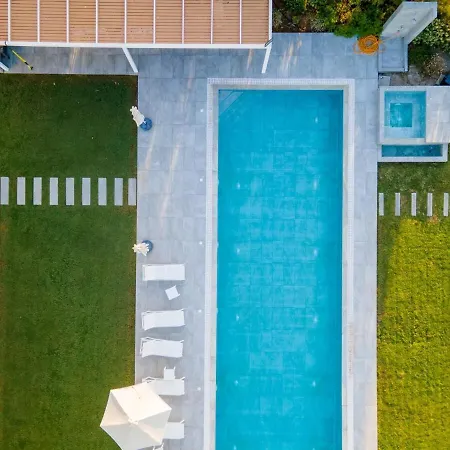 Ramann, Rhodes Φάνες